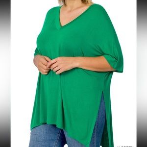 ZENANA
Oversized Lightweight V-Neck Hi-Low Side Slit Tunic Top